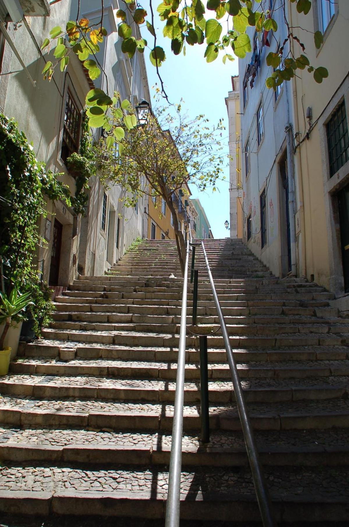 Charmant Appartement Chiado Lisbon Exterior photo